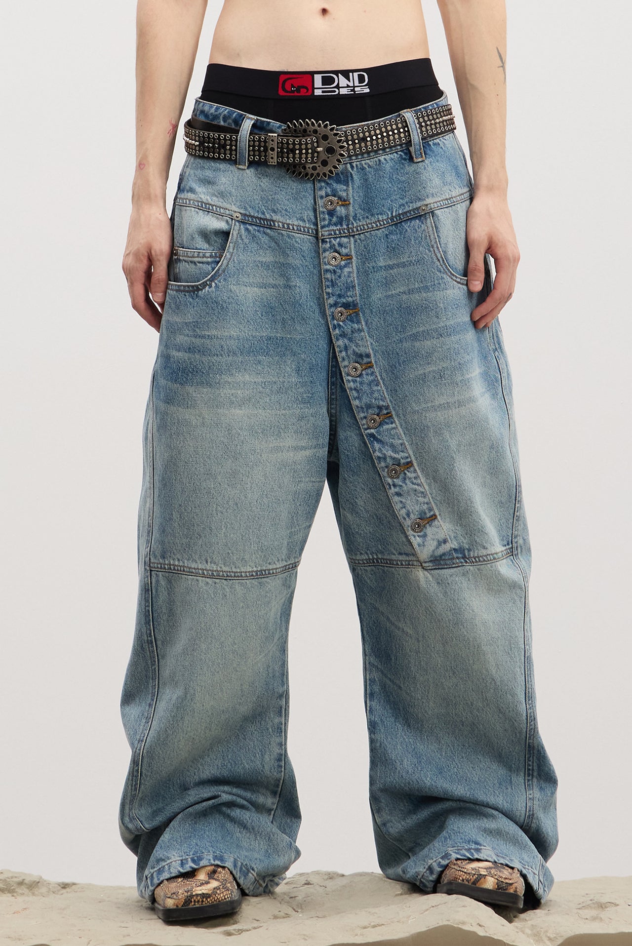 GUARDIANO DEL DENIM